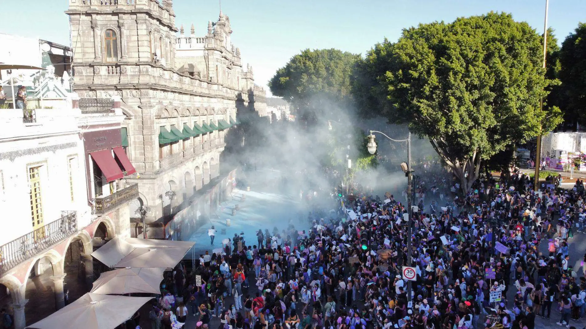 Feminicidios, discriminación, abuso sexual y violencia, los motivos de miles de poblanas para marchar en el 8M